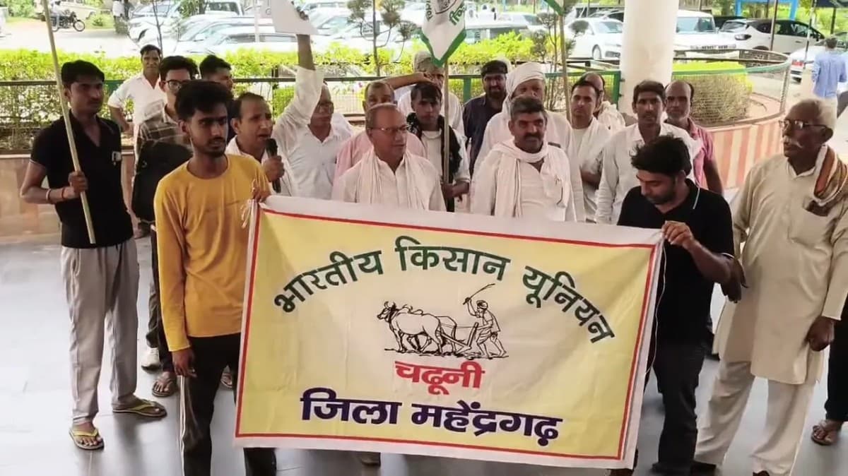 अटेली | किसानों ने सौंपा ज्ञापन : ट्रैक्टर-बाइक रैली का समर्थन | मांगों पर कार्रवाई की मांग