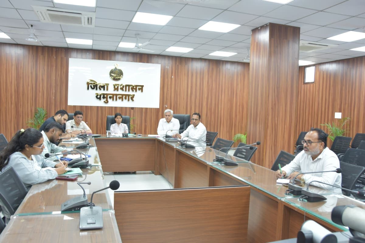 Yamunanagar News | योजनाओं का लाभ पात्र परिवारों तक पहुंचे : PPP की त्रुटियां होंगी सत्यापित | कच्ची छतों का होगा सर्वे