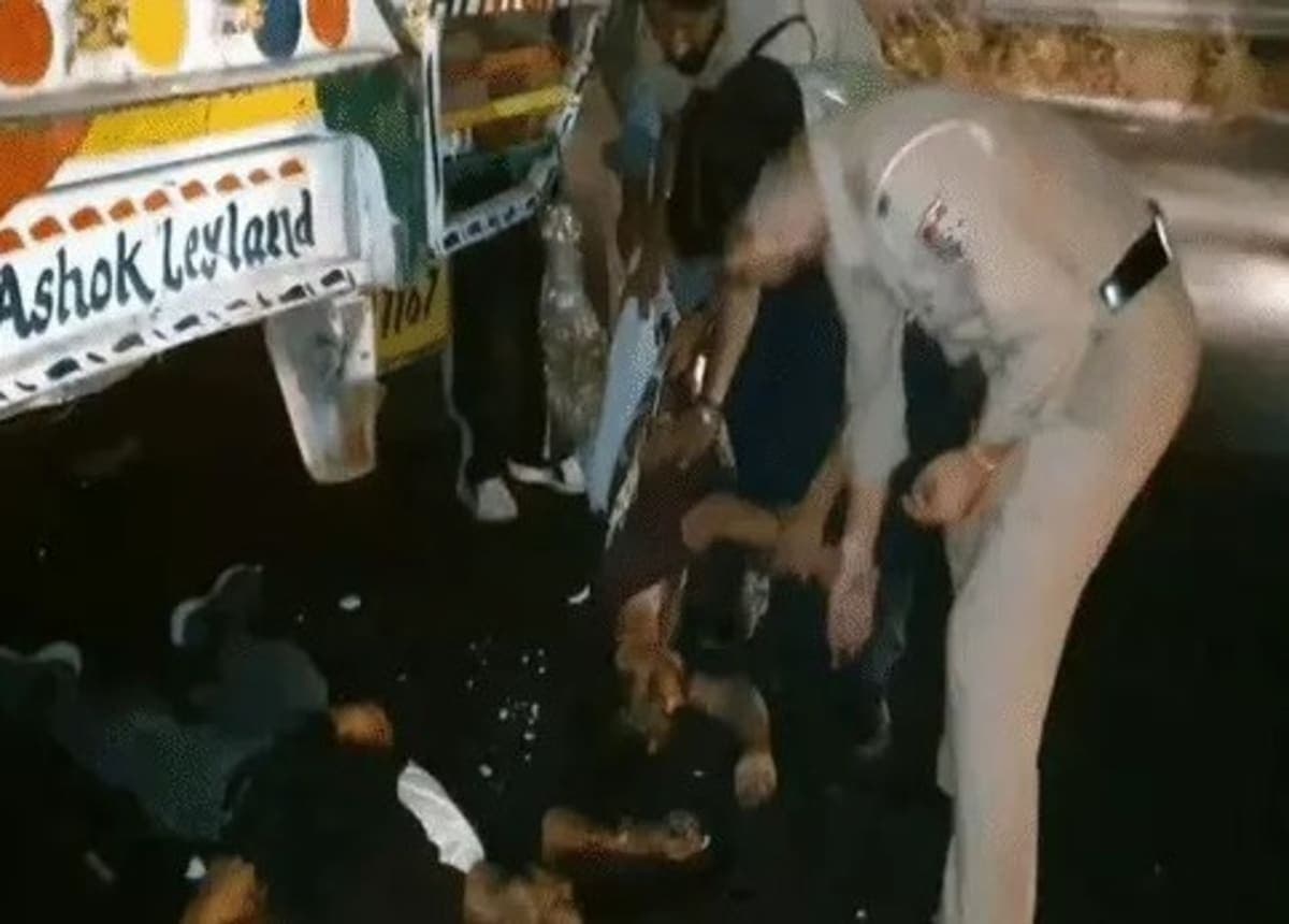 Jalandhar News | ट्रक से टकराई बाइक, 3 युवकों की मौत : गोरायां ओवरब्रिज के पास हादसा | एक बाइक पर सवार थे तीनों