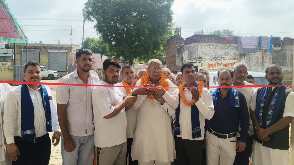 Ateli News | गांव भोड़ी में स्वैच्छिक रक्तदान शिविर : 55 यूनिट रक्त एकत्रित | अतरलाल ने किया शुभारंभ