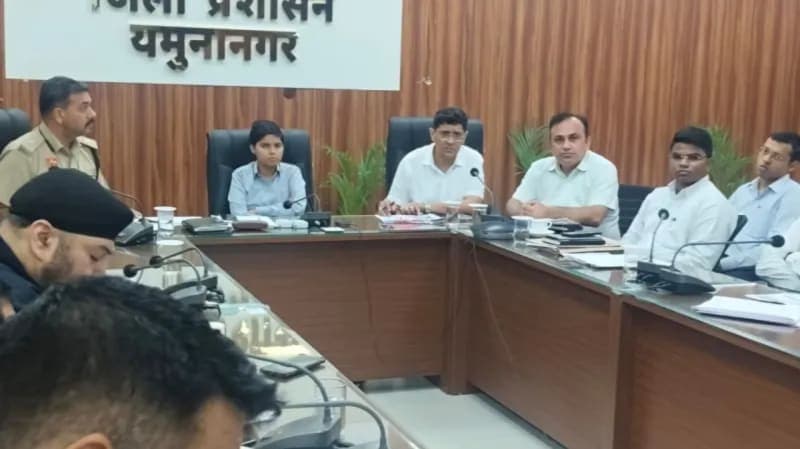 यमुनानगर | अवैध खनन पर प्रशासन सख्त, सरकार को मिला 2.55 करोड़ रुपये का राजस्व : 62 वाहन किए सीज, उपायुक्त ने दिए कड़ी कार्रवाई के निर्देश