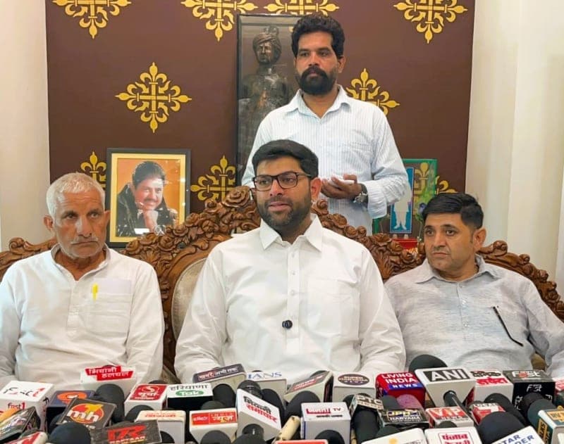 सोनम वांगचुक के समर्थन में उतरी JJP : संसद मार्च में होगी शामिल | भाजपा पर साधा निशाना | युवाओं से एकजुट होने की अपील