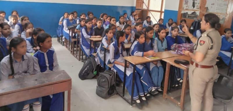 Yamunanagar News | स्कूल में आत्मरक्षा की ट्रेनिंग : गुड टच-बैड टच की दी जानकारी | हेल्पलाइन नंबर बताए