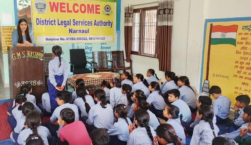 Narnaul News | बच्चों को सुरक्षा अधिकारों की जानकारी : पॉक्सो एक्ट पर किया जागरूक | गुड-बैड टच समझाया