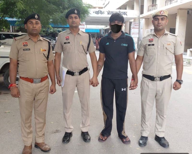 Faridabad News | दूध सप्लाई करने जा रहे युवक पर हमला : एक आरोपी गिरफ्तार | पुरानी कहासुनी की रंजिश का आरोप