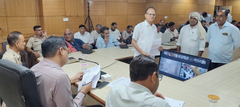 Narnaul News | समाधान शिविर में सुनीं जनसमस्याएं : CEO निर्मल नागर ने दिए निर्देश | सोमवार-गुरुवार को होगा आयोजन