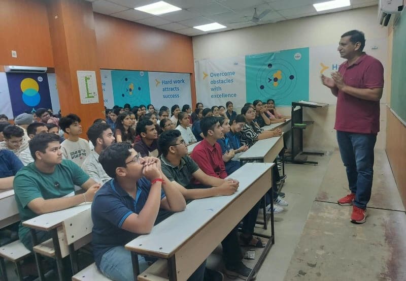 Yamunanagar News | आकाश इंस्टीट्यूट में नशे के खिलाफ जागरूकता : विद्यार्थियों ने लिया नशामुक्त जीवन का संकल्प
