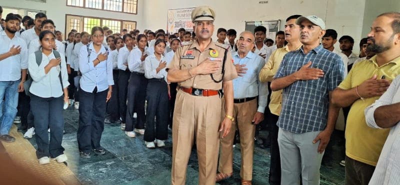 Yamunanagar News | राजकीय बहुतकनीकी में नशामुक्ति कार्यक्रम : 550 से अधिक विद्यार्थियों ने लिया भाग | नशे के खिलाफ दिलाई शपथ