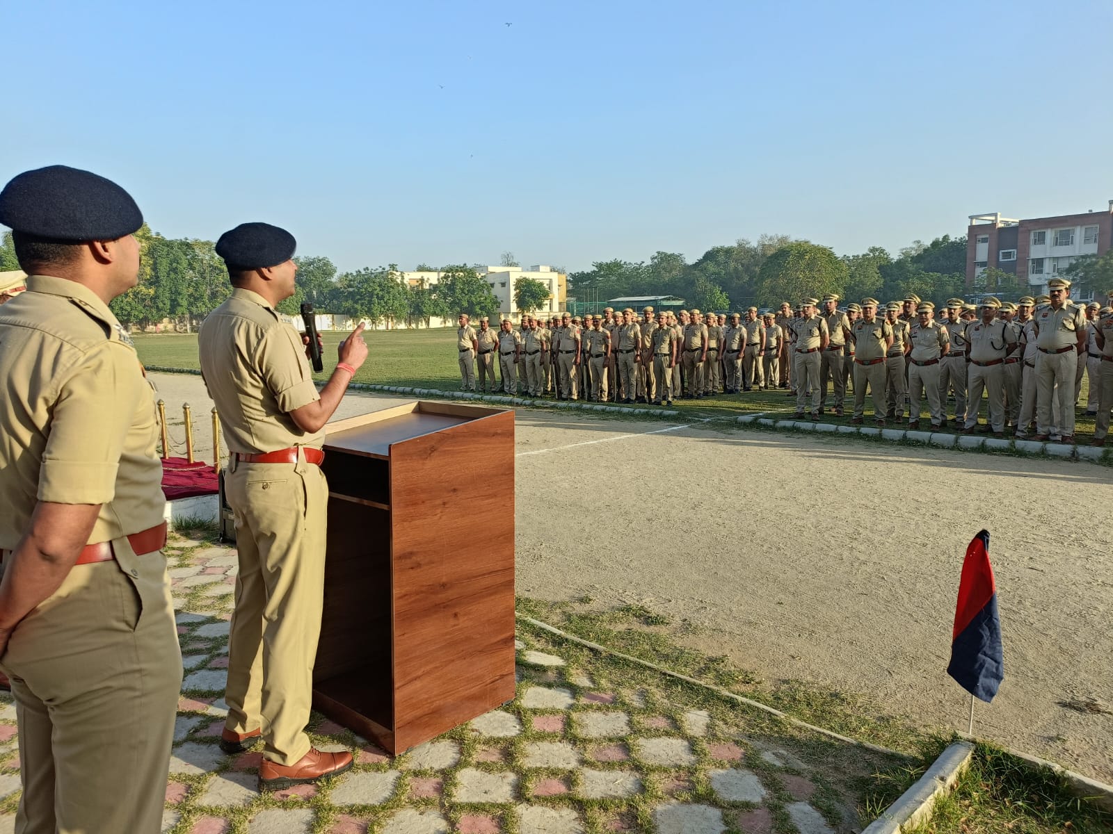 नारनौल पुलिस लाइन में परेड, एसपी दीपक ने फिटनेस और गश्त बढ़ाने के दिए निर्देश