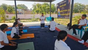 अंतरराष्ट्रीय योग दिवस की तैयारियों के तहत नूनी कलां में चल रहा प्रशिक्षण शिविर।