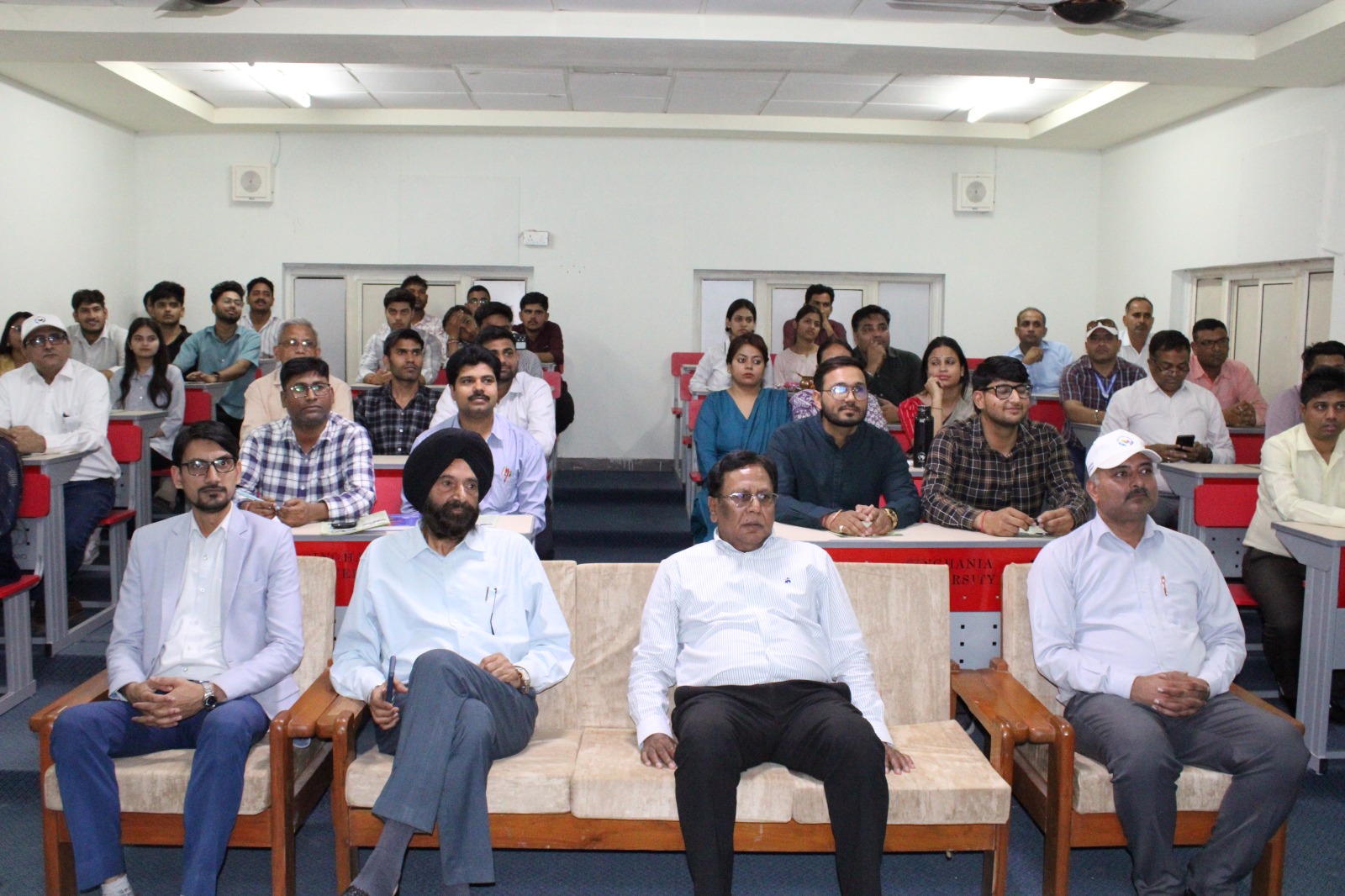 एआई कार्यशाला, 70 प्रतिभागियों ने लिया हिस्सा