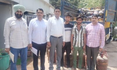 सिलेंडरों की कालाबाजारी पर छापा