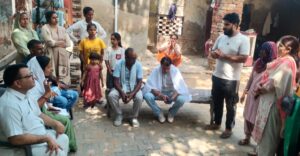 खोड गांव में नामांकन अभियान तेज, घर-घर पहुंचकर बच्चों को स्कूल भेजने की पहल