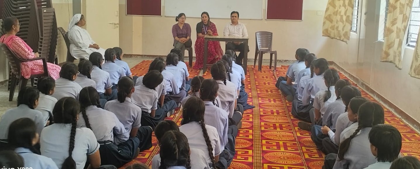 नारनौल में एचपीवी वैक्सीन पर जागरूकता कार्यक्रम, छात्राओं को दी अहम जानकारी