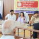 समाधान शिविर में लोगों की समस्याएं सुनतीं डीसी अनुपमा अंजली।