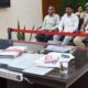 परीक्षा केंद्रों पर सुरक्षा और व्यवस्थाओं की समीक्षा करते प्रशासनिक व पुलिस अधिकारी।