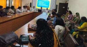 डाइट महेंद्रगढ़ में युवा ग्राम पंचायत प्रशिक्षण कार्यक्रम के दौरान उपस्थित प्रतिभागी
