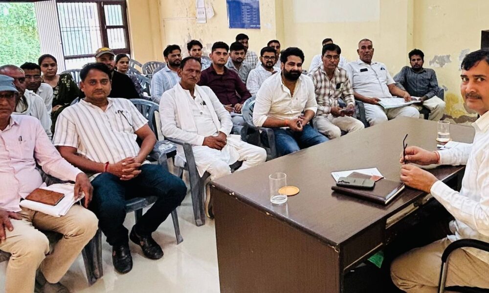 बाल विवाह और नशा जागरूकता बैठक निजामपुर