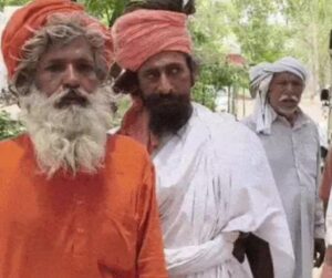 महेंद्रगढ़ में महंत और चेले से मारपीट, बाइक सवार युवकों पर नकदी लूटने का आरोप