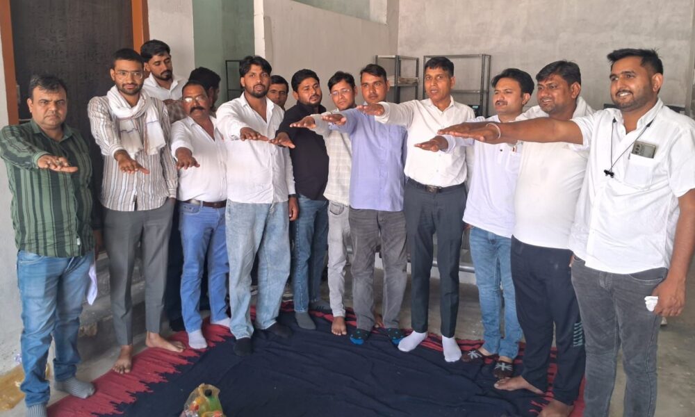 निजामपुर सब यूनिट का त्रिवार्षिक चुनाव संपन्न, बिरेंद्र कुमार बने प्रधान