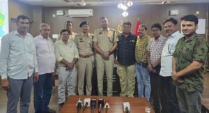 नारनौल में एसपी दीपक जेवरिया की पत्रकारों संग बैठक, नशा और अपराध पर सख्त कार्रवाई के संकेत