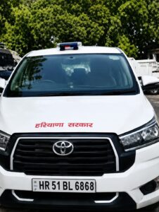 फरीदाबाद नगर निगम मुख्यालय में जांच के दौरान पहुंची एंटी करप्शन ब्यूरो (ACB) की टीम