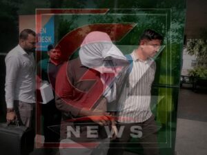 भिवानी तहसील कार्यालय में एंटी करप्शन ब्यूरो द्वारा पटवारी और वकील को रिश्वत लेते पकड़ने की कार्रवाई का दृश्य