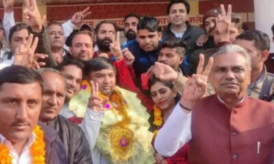 जनवरी 2023 में पूर्व विधायक दुड़ाराम के समर्थन से मदनलाल सर्वसम्मति से वाइस चेयरमैन चुने गए थे