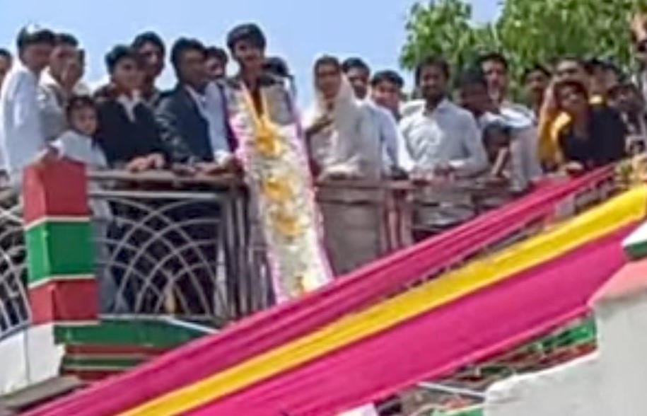 नूंह पुलिस ने शादियों में नोटों की करोड़ों की मालाओं के प्रदर्शन और किराये के कारोबार पर सख्त निगरानी की चेतावनी दी।