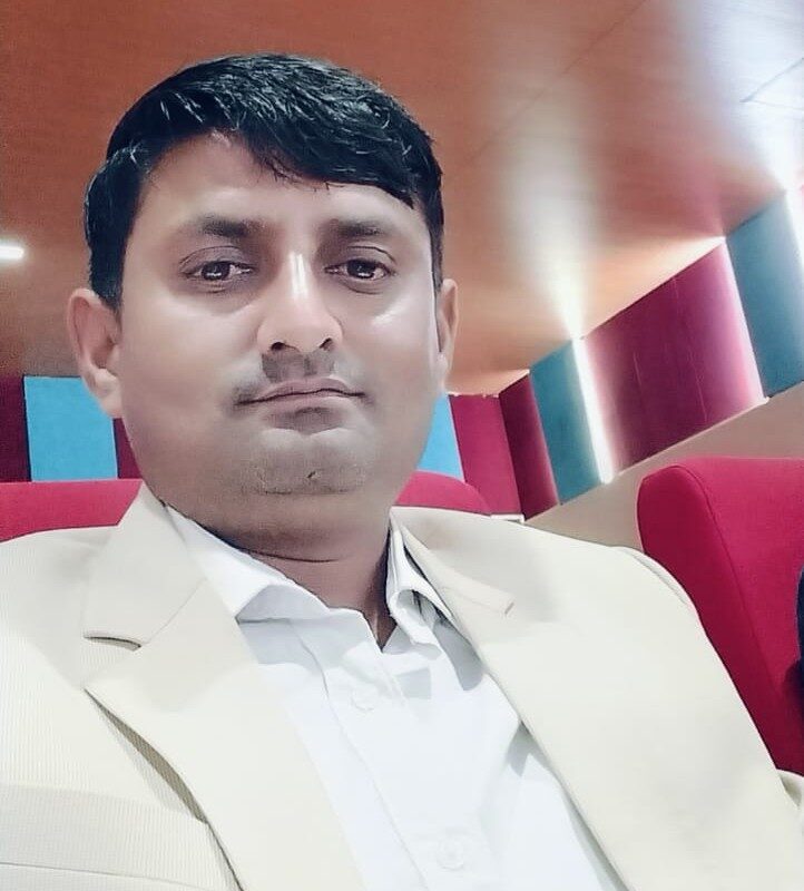 रेड क्रॉस संस्थान प्रबंधन नवीन फोगाट