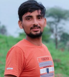 सोशल मीडिया पर चर्चित नांगल कालिया (नांगल चौधरी) के कलाकार जीतेश पंडित चोटी_आला इंस्टाग्राम पर 5.21 लाख फॉलोअर हैं।