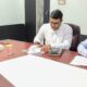 वोटर आईडी समस्याओं के समाधान को लेकर बैठक करतीं डीसी अनुपमा अंजली।