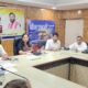 राजस्व से जुड़े मामलों की समीक्षा बैठक करती डीसी अनुपमा अंजली।