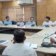 परीक्षा को लेकर अधिकारियों की बैठक लेती डीसी अनुपमा अंजली।