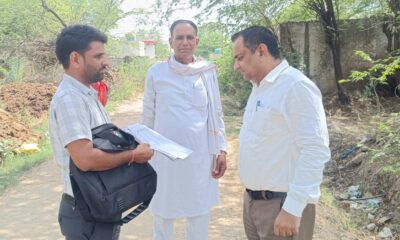 निरीक्षण के दौरान बीएलओ को निर्देश देते एसडीएम उदय सिंह।