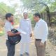 निरीक्षण के दौरान बीएलओ को निर्देश देते एसडीएम उदय सिंह।