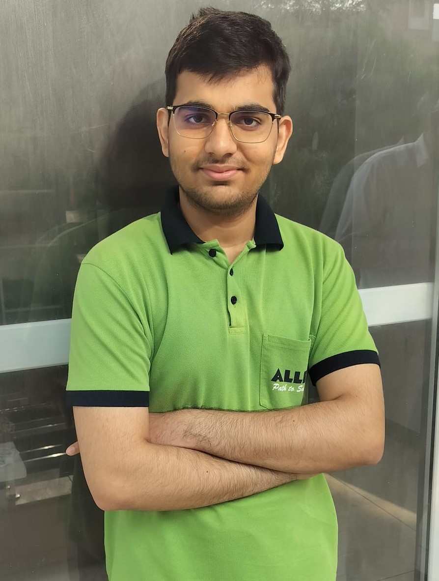 जेईई एडवांस्ड 2026 में शानदार रैंक हासिल करने वाले अटेली के छात्र जयवर्धन।
