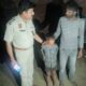 ऑपरेशन मुस्कान के तहत रेवाड़ी पुलिस द्वारा 6 वर्षीय बच्ची को परिजनों के हवाले करते हुए।