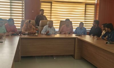 नारनौल रेस्ट हाउस में मुख्यमंत्री स्वागत को लेकर आयोजित सैनी समाज की बैठक।