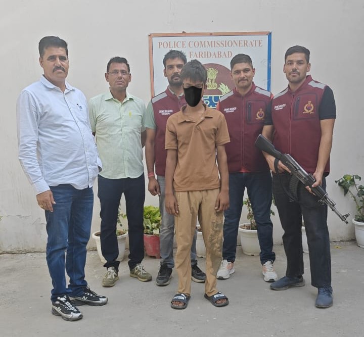 किशोर हत्या मामले में गिरफ्तार आरोपी के साथ फरीदाबाद पुलिस टीम।