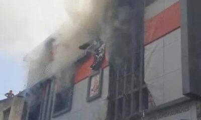 रायपुर के जया ऑटोमोबाइल शोरूम में लगी आग