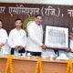 नारनौल बार एसोसिएशन सम्मेलन में संबोधित करते जस्टिस नरेश सिंह शेखावत