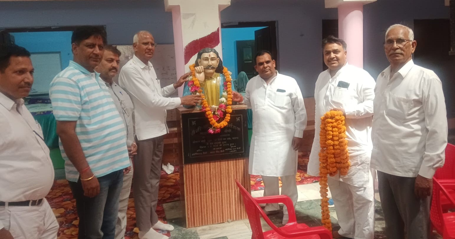 महेन्द्रगढ़ में सैनी सभा द्वारा स्वर्गीय ओमप्रकाश सैनी की पुण्यतिथि पर विशाल रक्तदान शिविर आयोजित किया