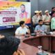 महिलाओं के लिए व्यक्तिगत ऋण योजना की जानकारी देते उपायुक्त अभिषेक मीणा