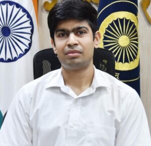 डीसी अभिषेक मीणा