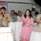 सभागार में जिला लोक संपर्क एवं जन परियोजना समिति की बैठक लेते राजस्व मंत्री एवं आपदा प्रबंधन मंत्री विपुल गोयल।
