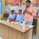 कार्यक्रम में संबोधित करते जिला अध्यक्ष डॉ यतेंद्र राव।