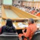 दिशा की बैठक लेते सांसद चौधरी धर्मबीर सिंह।