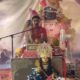 सतनाली के बाबा भैरवनाथ मंदिर में श्रीमद्भागवत कथा सुनते श्रद्धालु और प्रवचन देते मोहित कौशिक महाराज।
